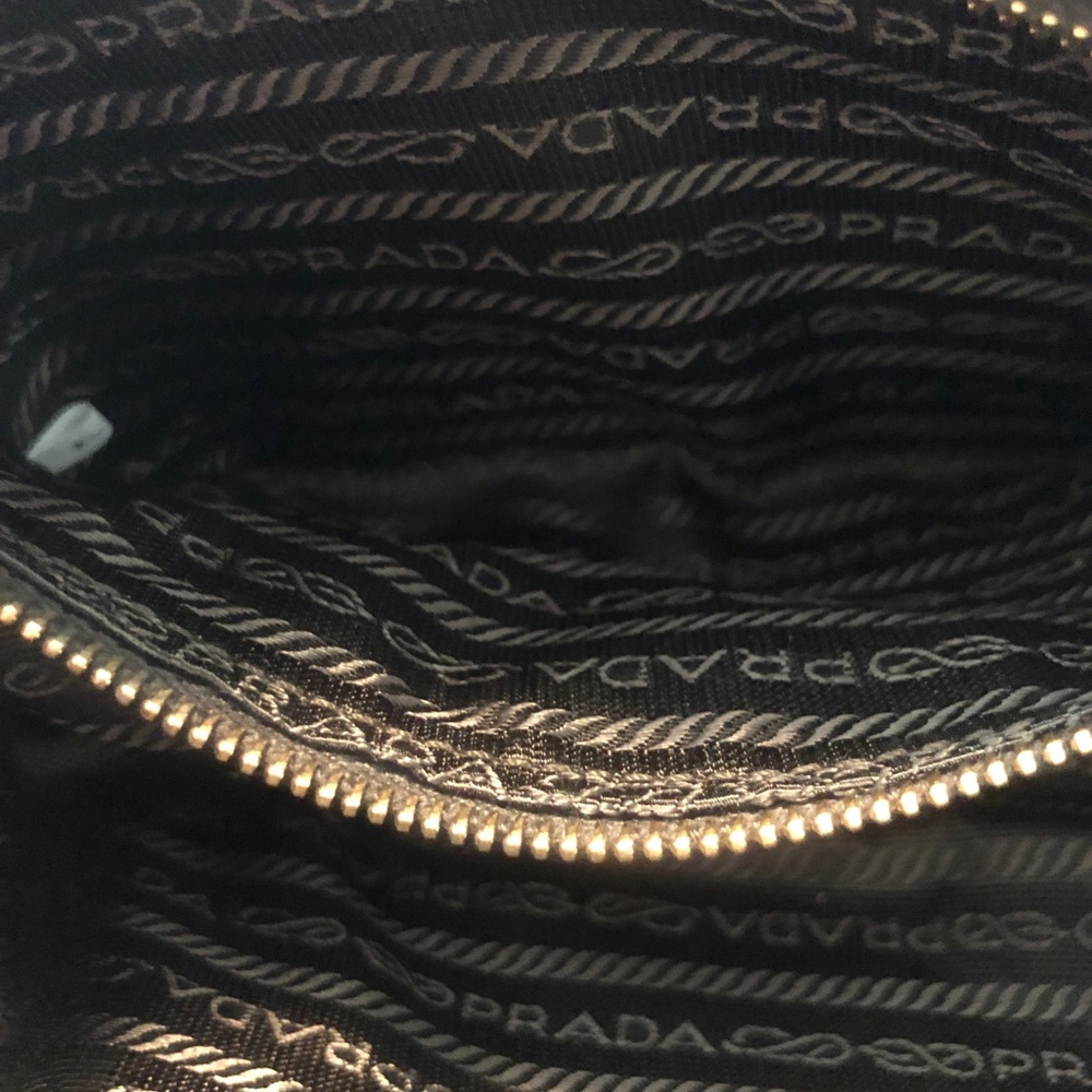 Prada - Picture 10 of 11